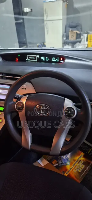 Toyota Prius 2012 Silver