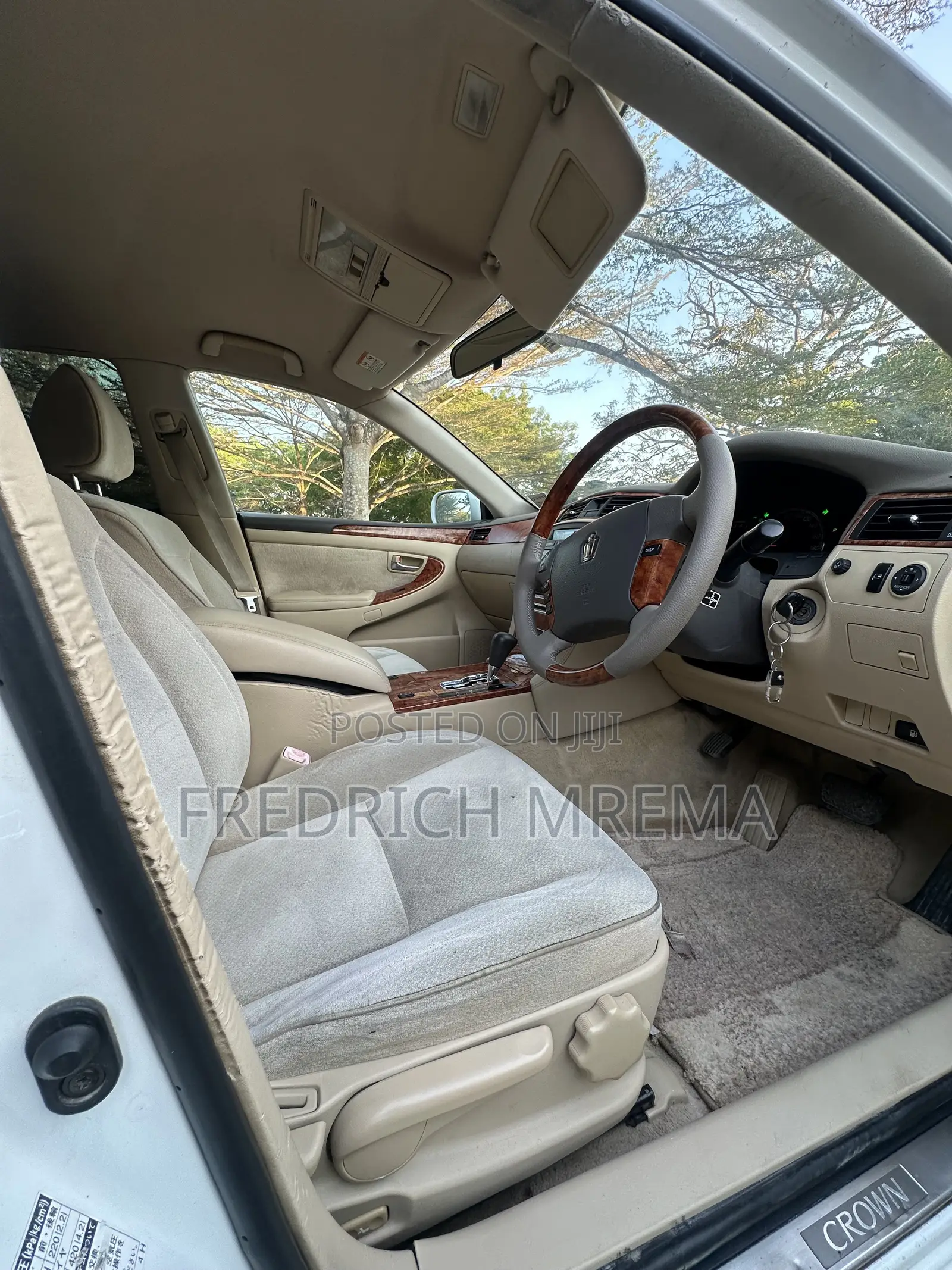 Toyota Crown 2004 White