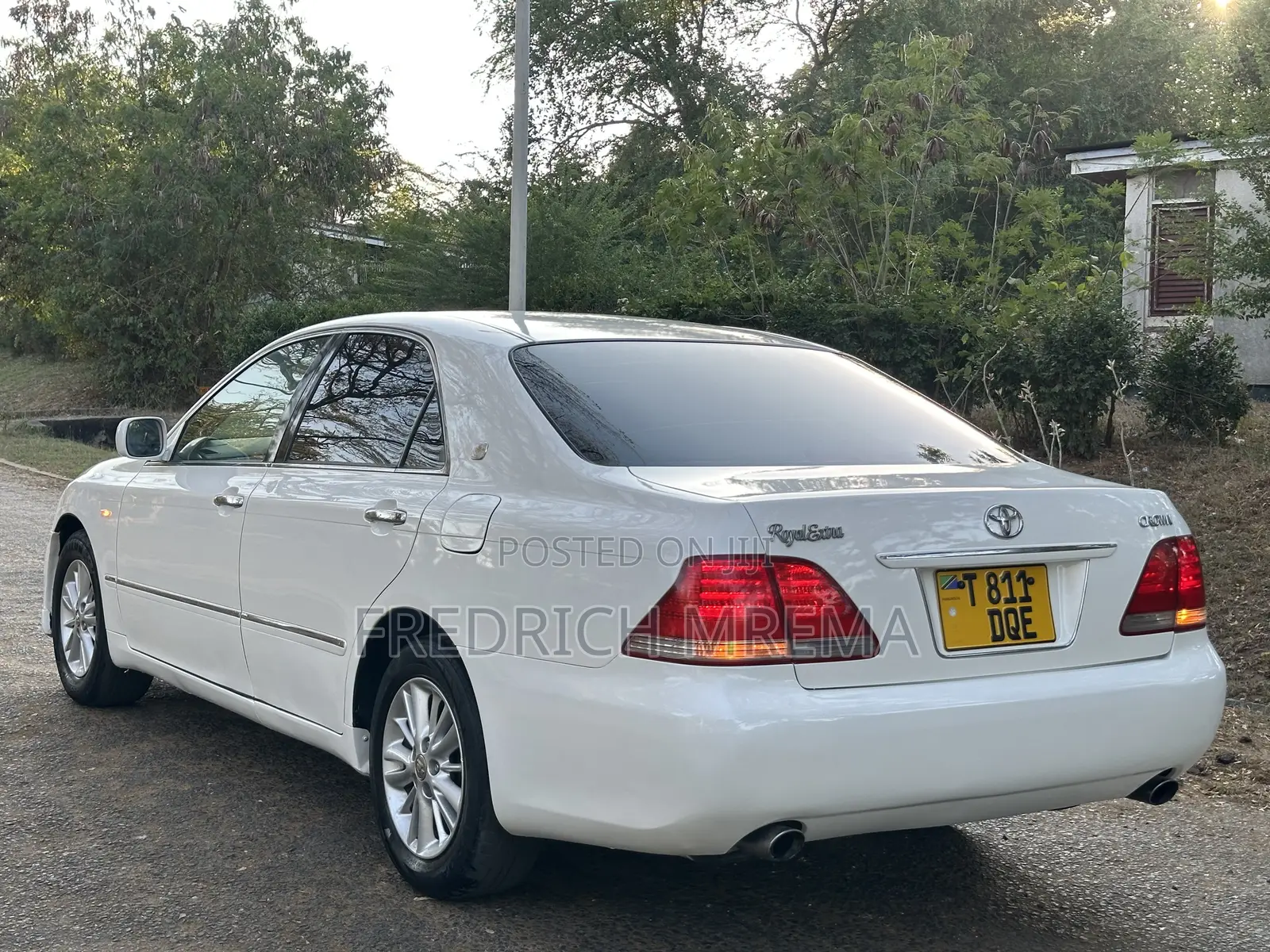 Toyota Crown 2004 White