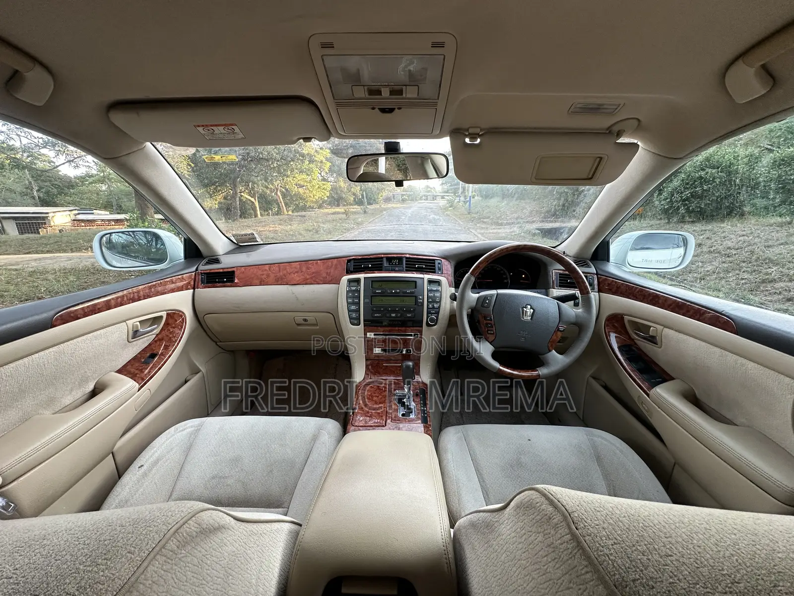 Toyota Crown 2004 White