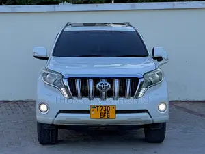 Toyota Land Cruiser Prado 2.8 D-4D 2016 Pearl