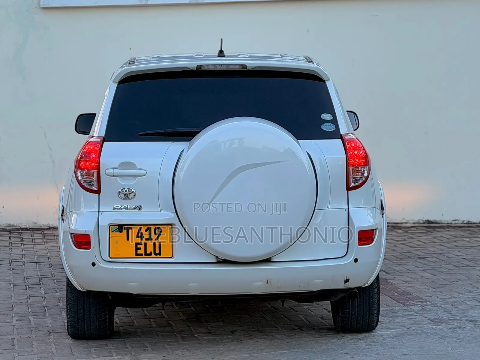 Toyota RAV4 4x4 2009 Pearl