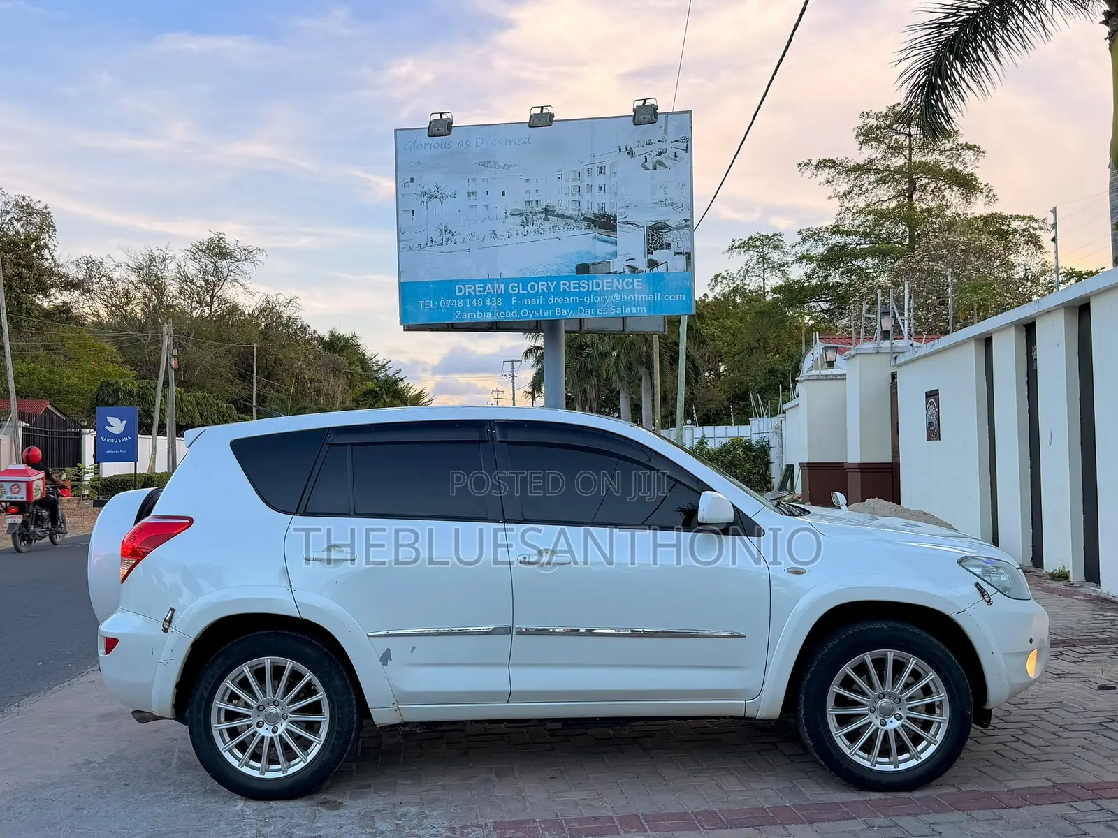 Toyota RAV4 4x4 2009 Pearl