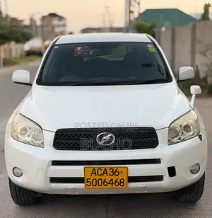 Toyota RAV4 2007 White