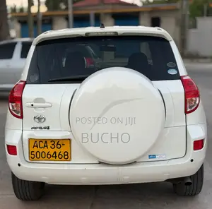 Toyota RAV4 2007 White
