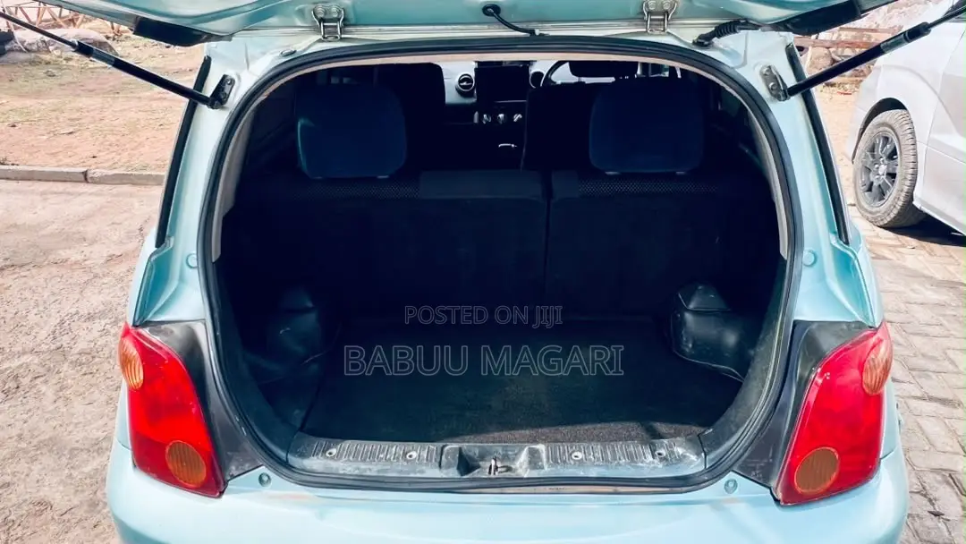 Toyota IST 2004 Blue