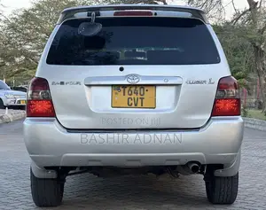 Toyota Kluger 2004 Silver