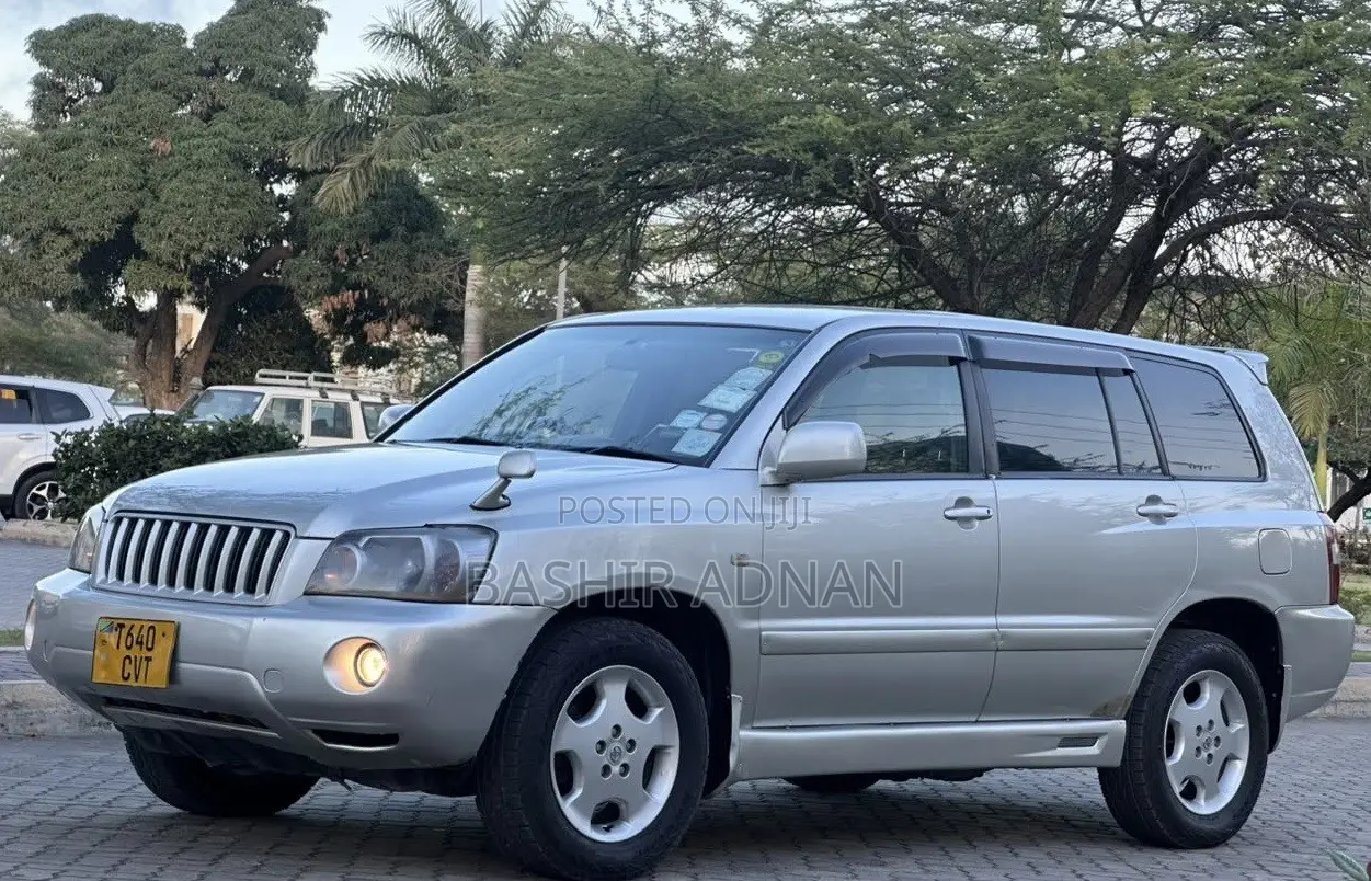 Toyota Kluger 2004 Silver