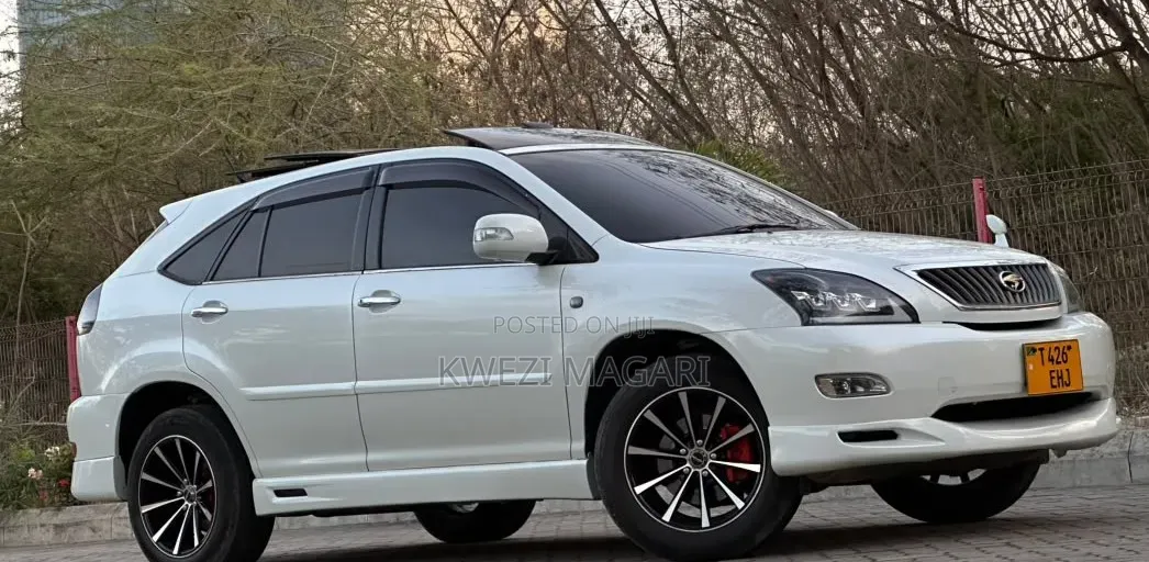 Toyota Harrier 2006 White