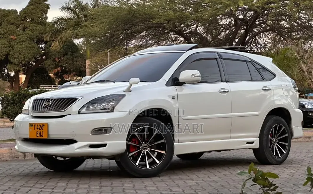 Toyota Harrier 2006 White