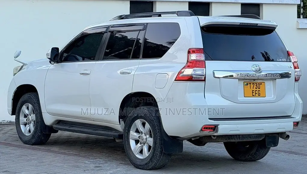 Toyota Land Cruiser Prado 2.8 D-4D 2015 White