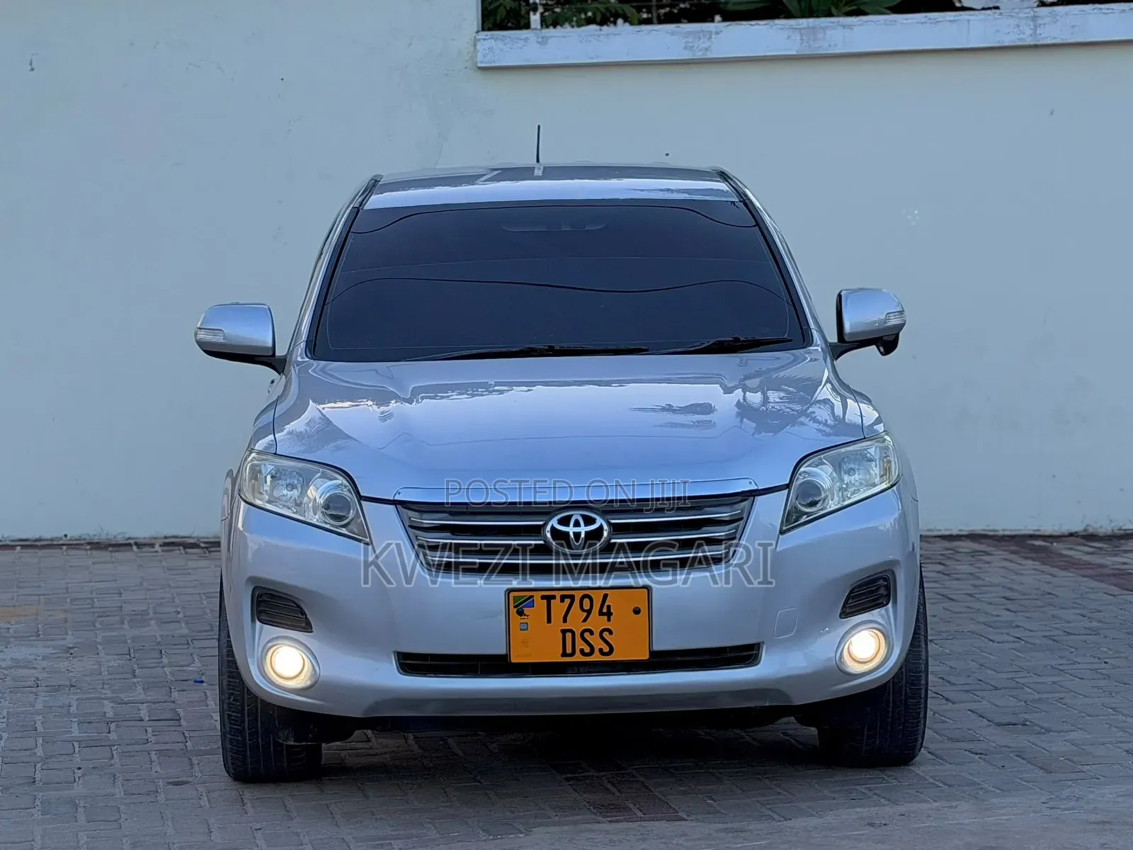 Toyota Vanguard 2008 Silver