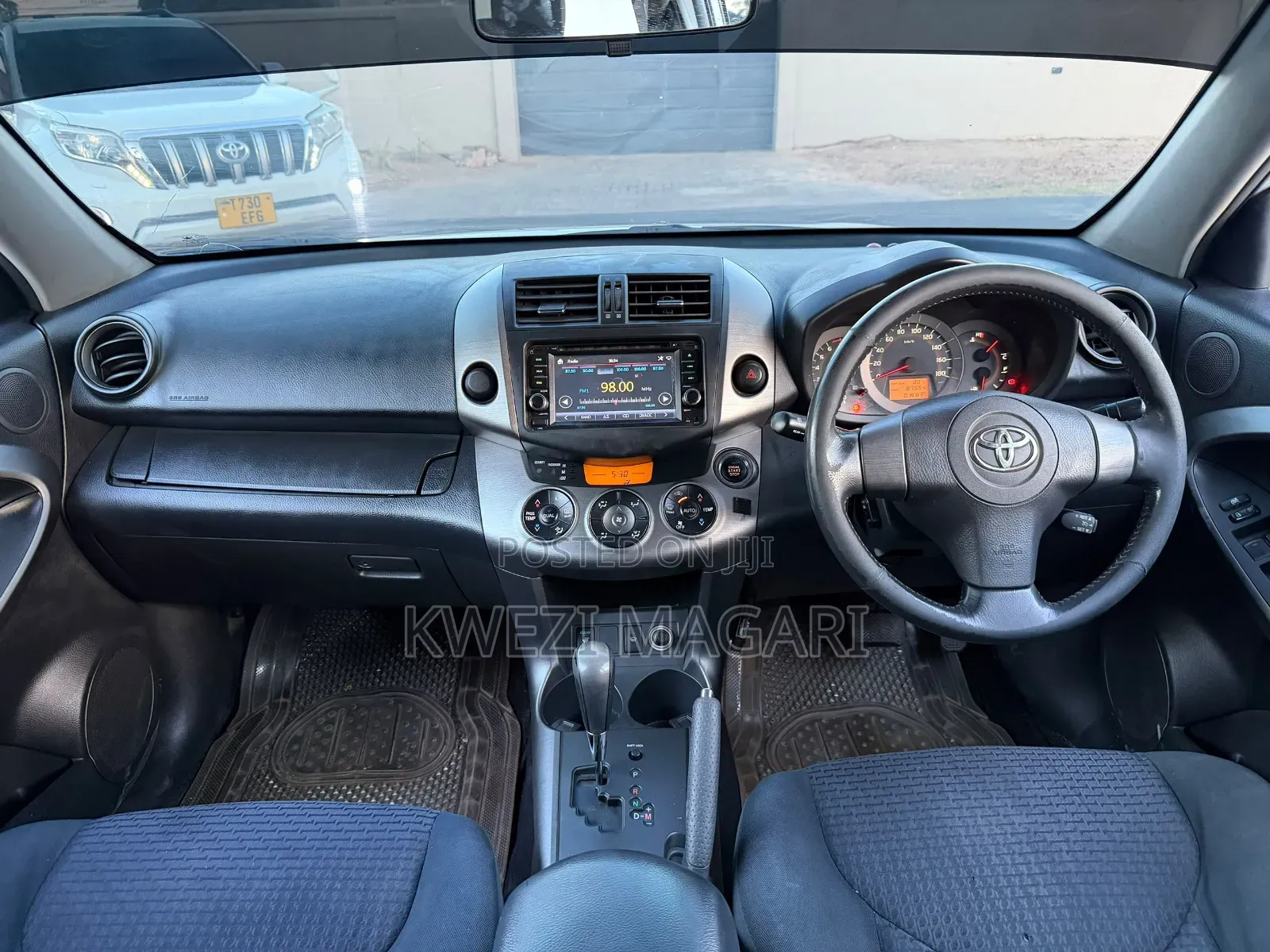 Toyota Vanguard 2008 Silver