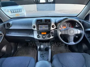 Toyota Vanguard 2008 Silver