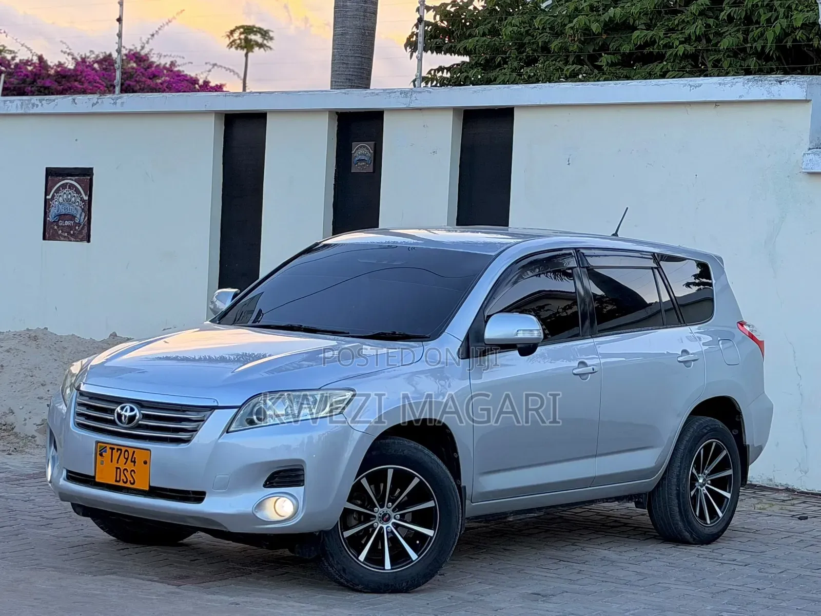 Toyota Vanguard 2008 Silver