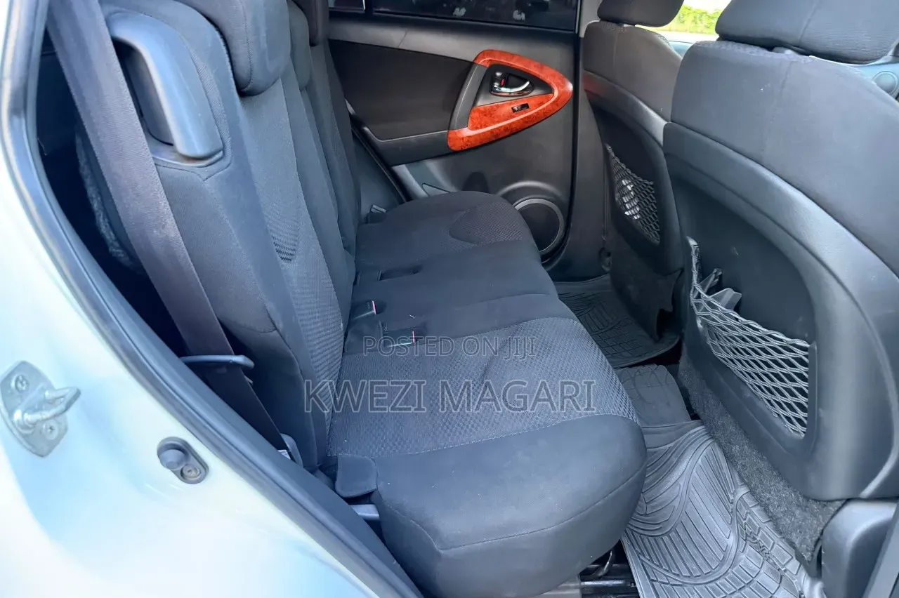 Toyota RAV4 2008 White