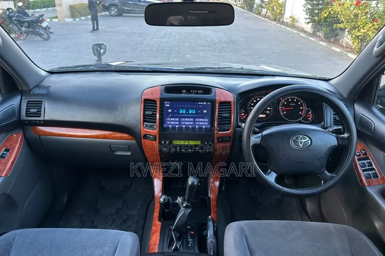 Toyota Land Cruiser Prado 2007 Black