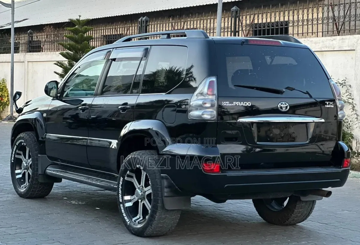 Toyota Land Cruiser Prado 2007 Black