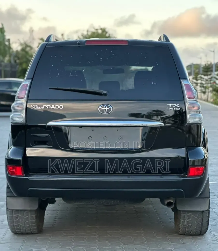 Toyota Land Cruiser Prado 2007 Black
