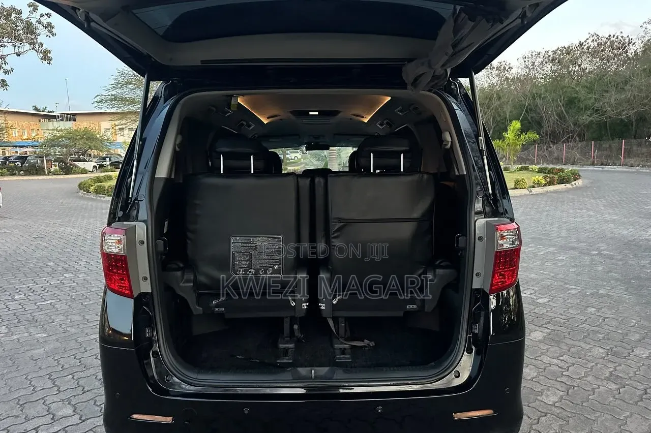 Toyota Alphard 2010 Black