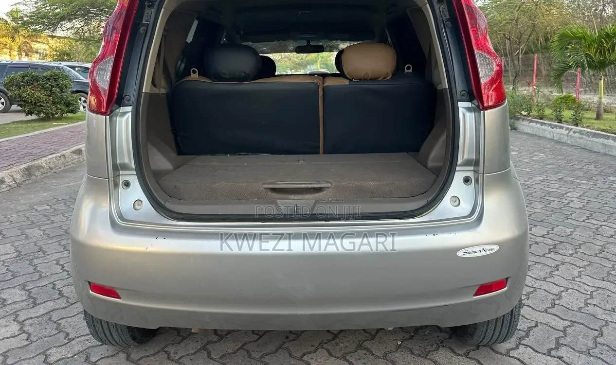 Nissan Note 2007 Silver