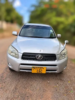 Toyota RAV4 2.0 2005 Silver