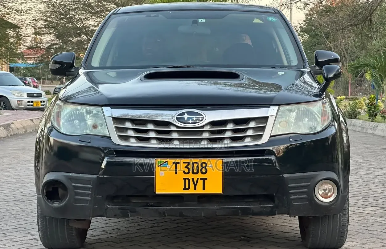 Subaru Forester 2010 Black