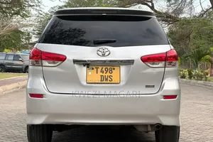 Toyota Wish 2009 Silver