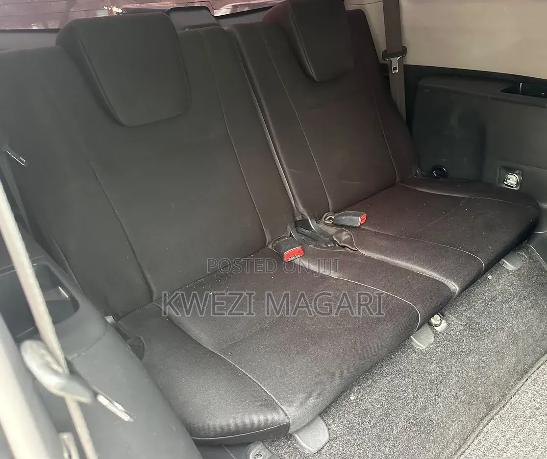Toyota Wish 2009 Silver