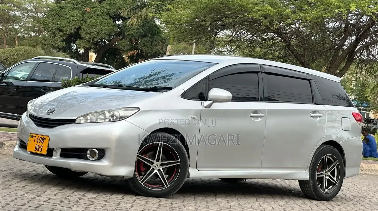 Toyota Wish 2009 Silver