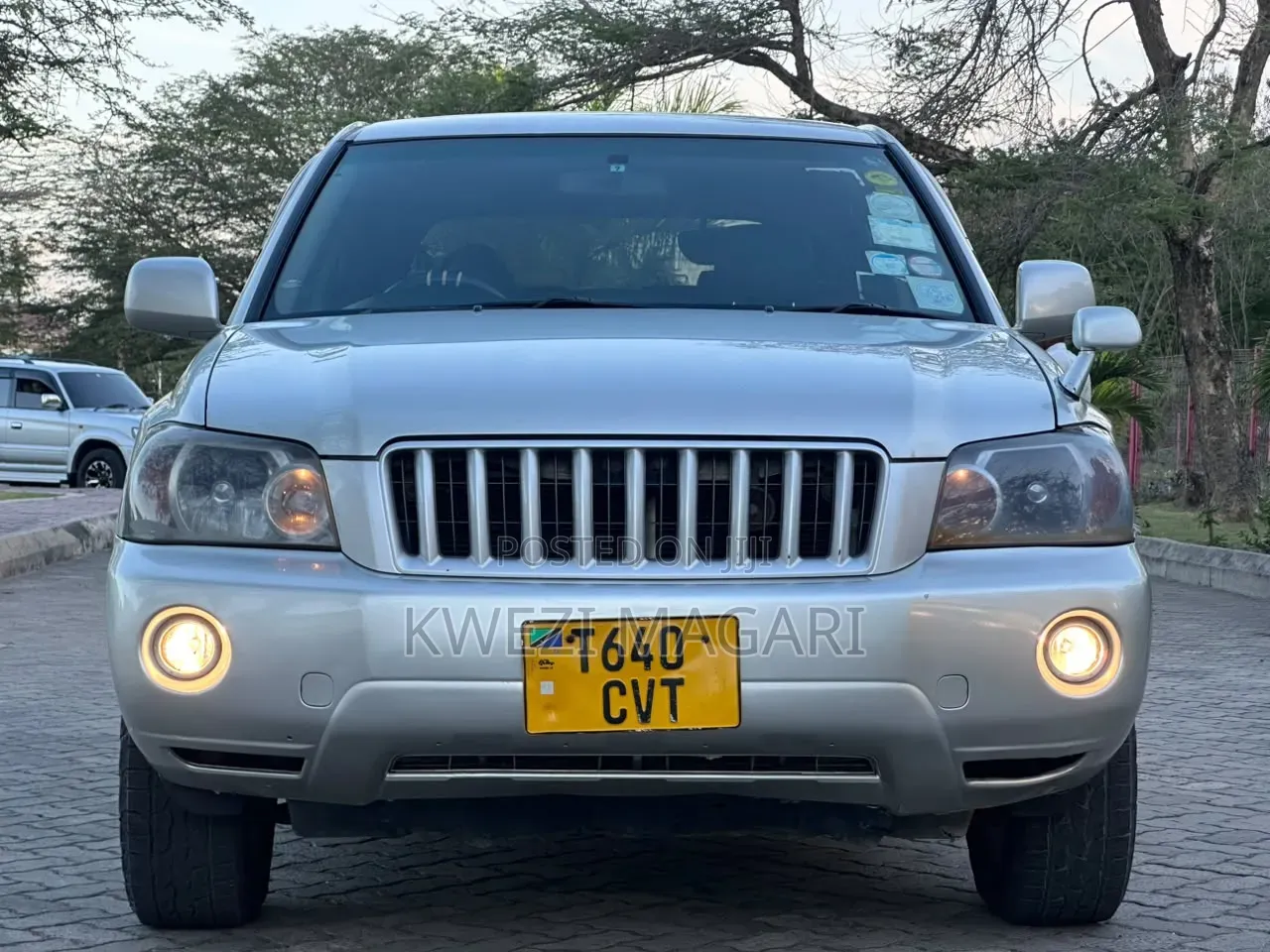 Toyota Kluger 2004 Silver