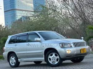 Toyota Kluger 2004 Silver