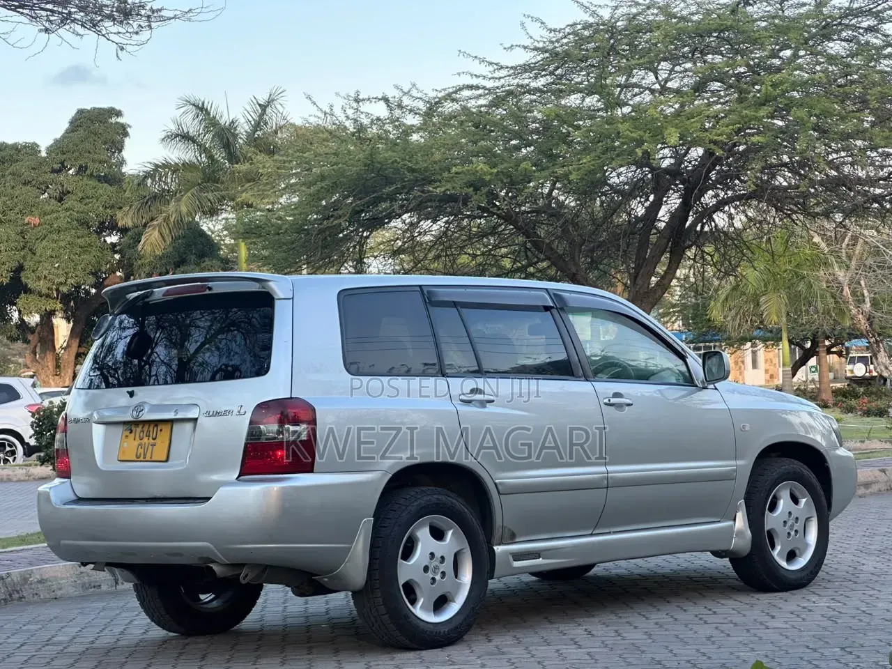 Toyota Kluger 2004 Silver