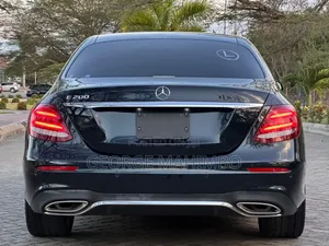 Mercedes-Benz E200 2017