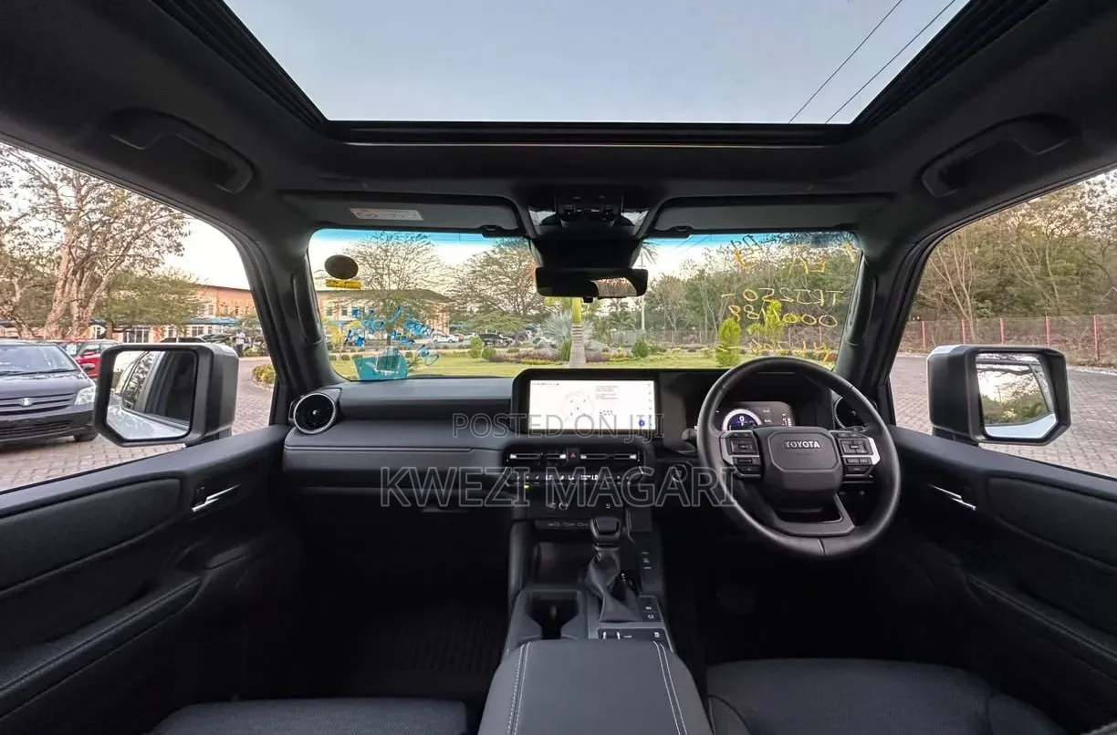 Toyota Land Cruiser Prado 2024 White