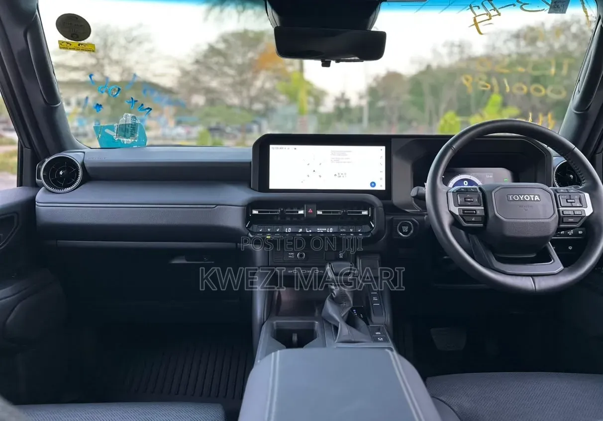 Toyota Land Cruiser Prado 2024 White