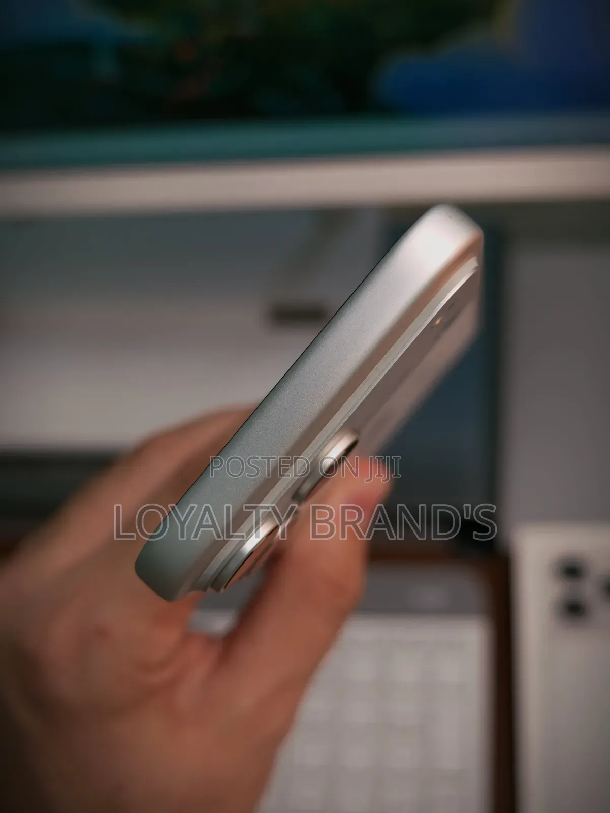 New Apple iPhone 17 Pro Max 1 TB Silver