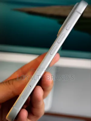 New Apple iPhone 17 Pro 512 GB Silver