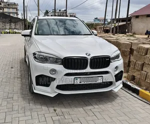 BMW X5 xDrive35i 4dr SUV AWD (3.0L 6cyl Turbo 8A) 2015 White