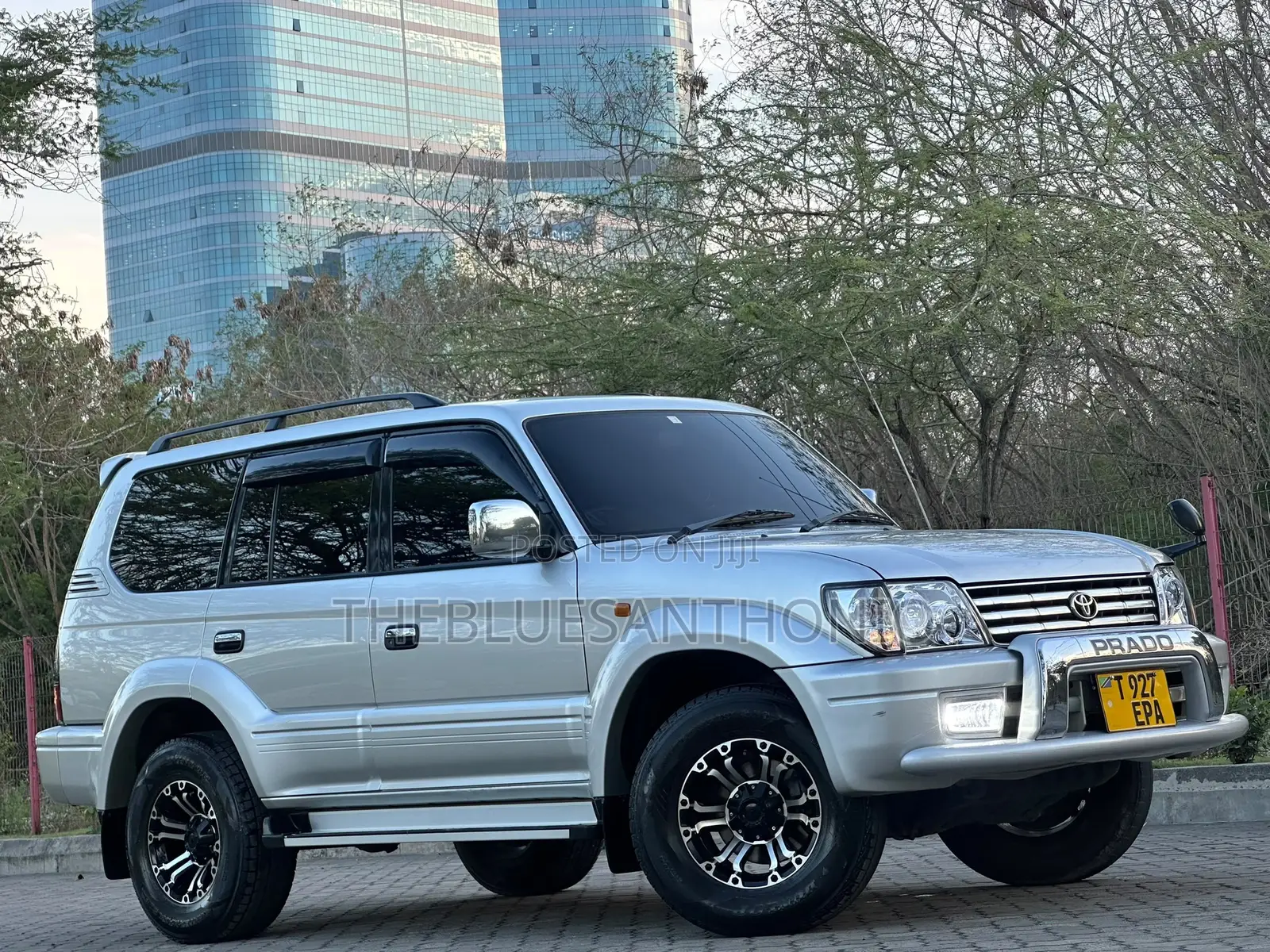 Toyota Land Cruiser Prado 3.0 D-4D 3dr 2001 Silver