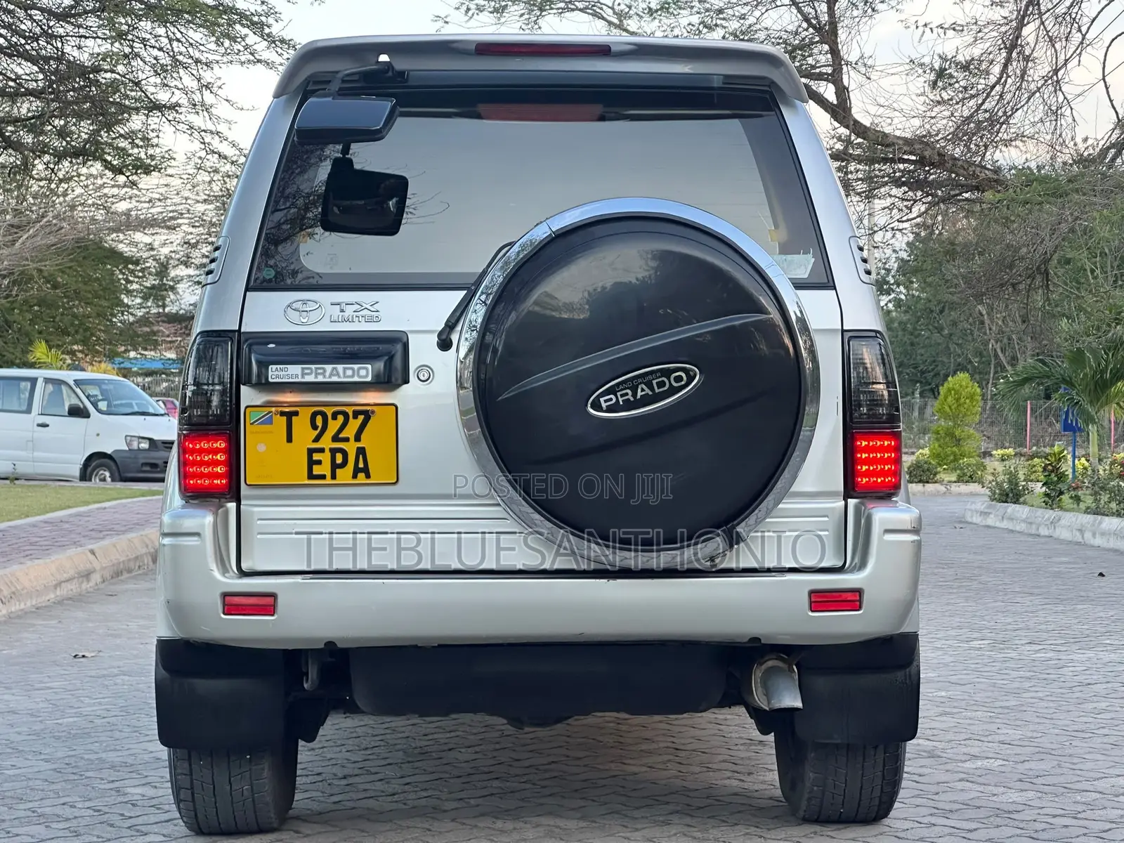 Toyota Land Cruiser Prado 3.0 D-4D 3dr 2001 Silver