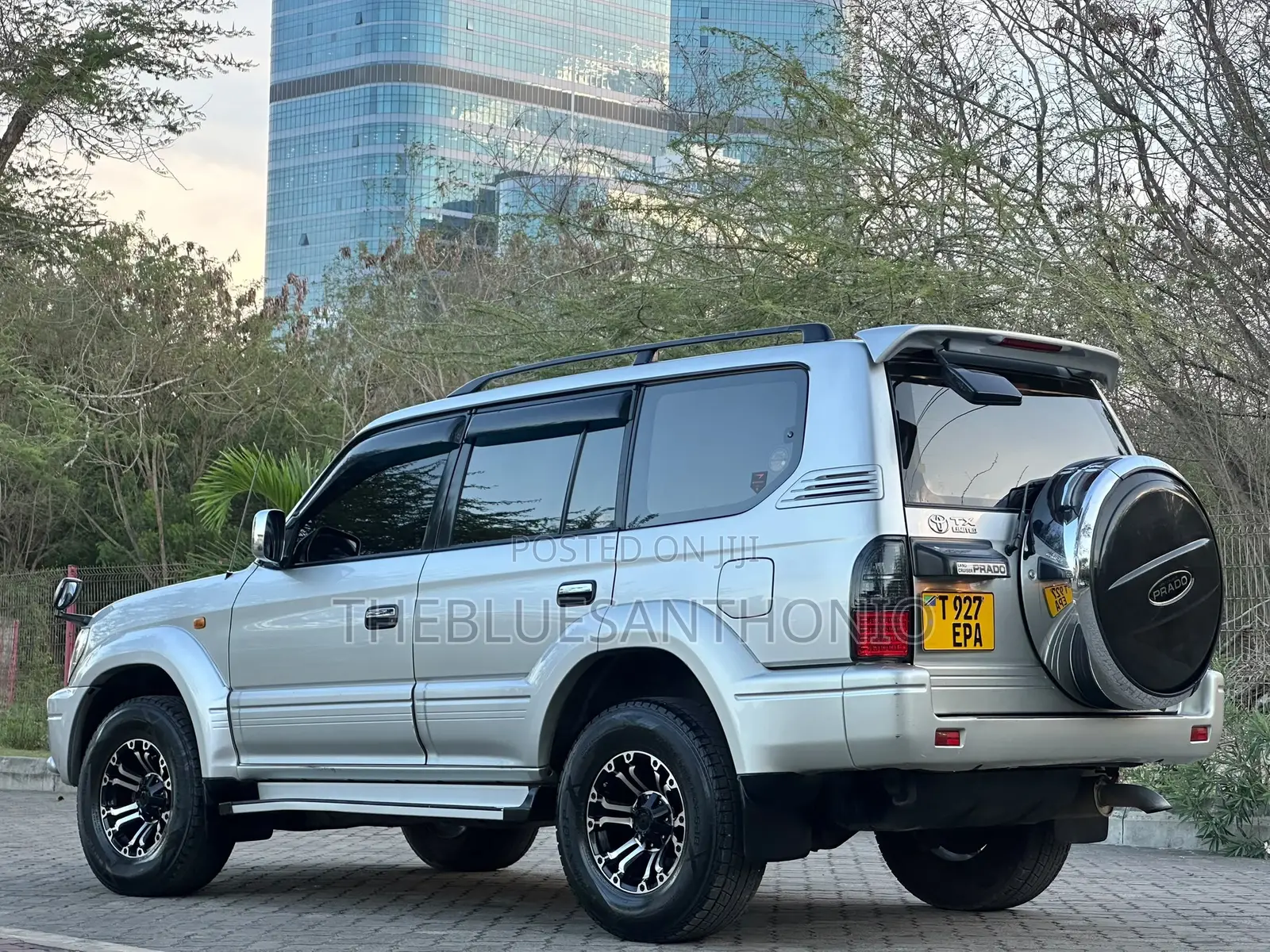 Toyota Land Cruiser Prado 3.0 D-4D 3dr 2001 Silver
