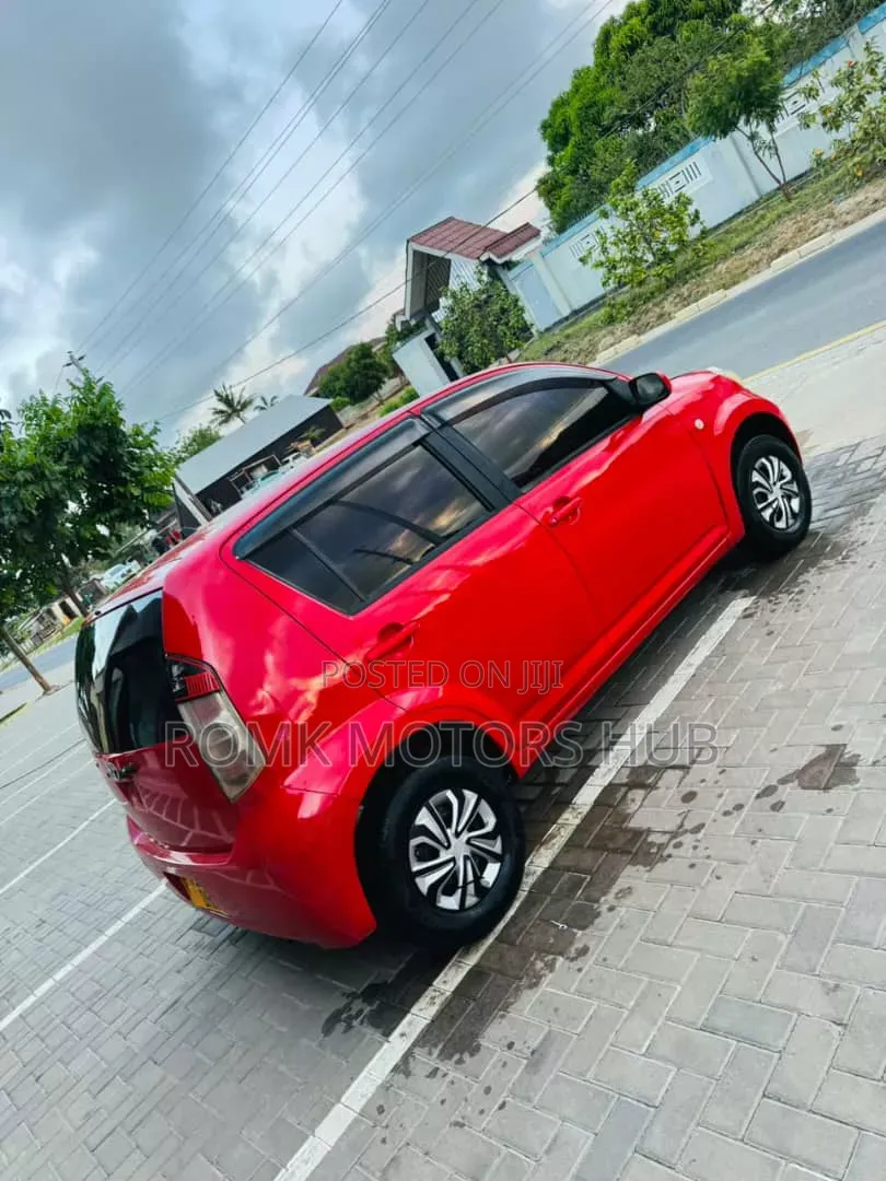 Toyota Passo 2006 Red