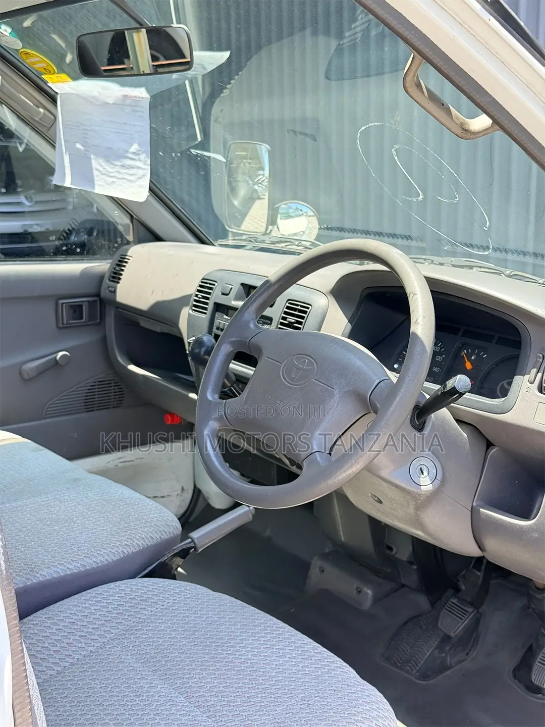 Toyota TownAce 2002 White