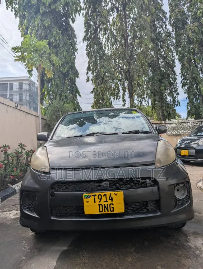 Toyota Passo 2005 Black