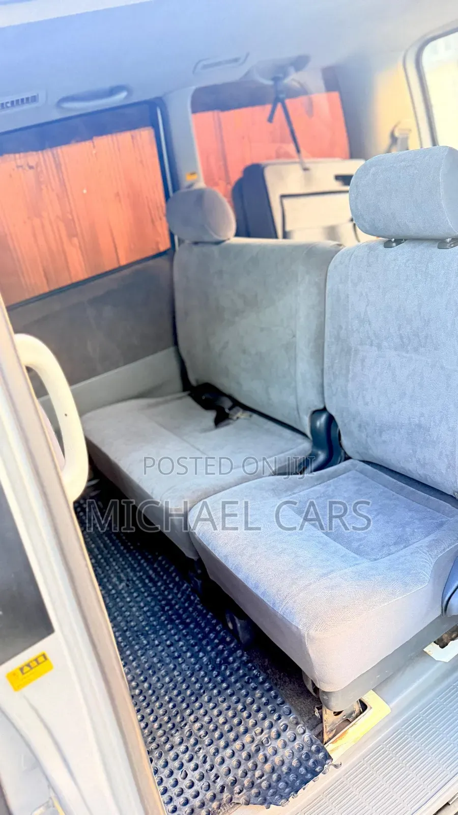 Toyota Noah 2009 Gray