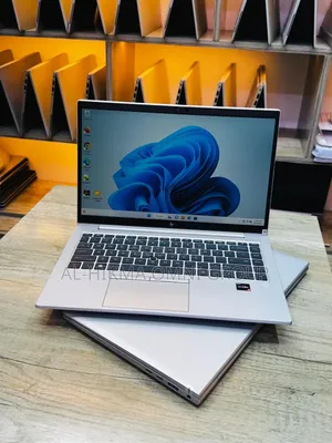 Laptop HP EliteBook 845 G7 8GB AMD Ryzen 5 SSD 256GB
