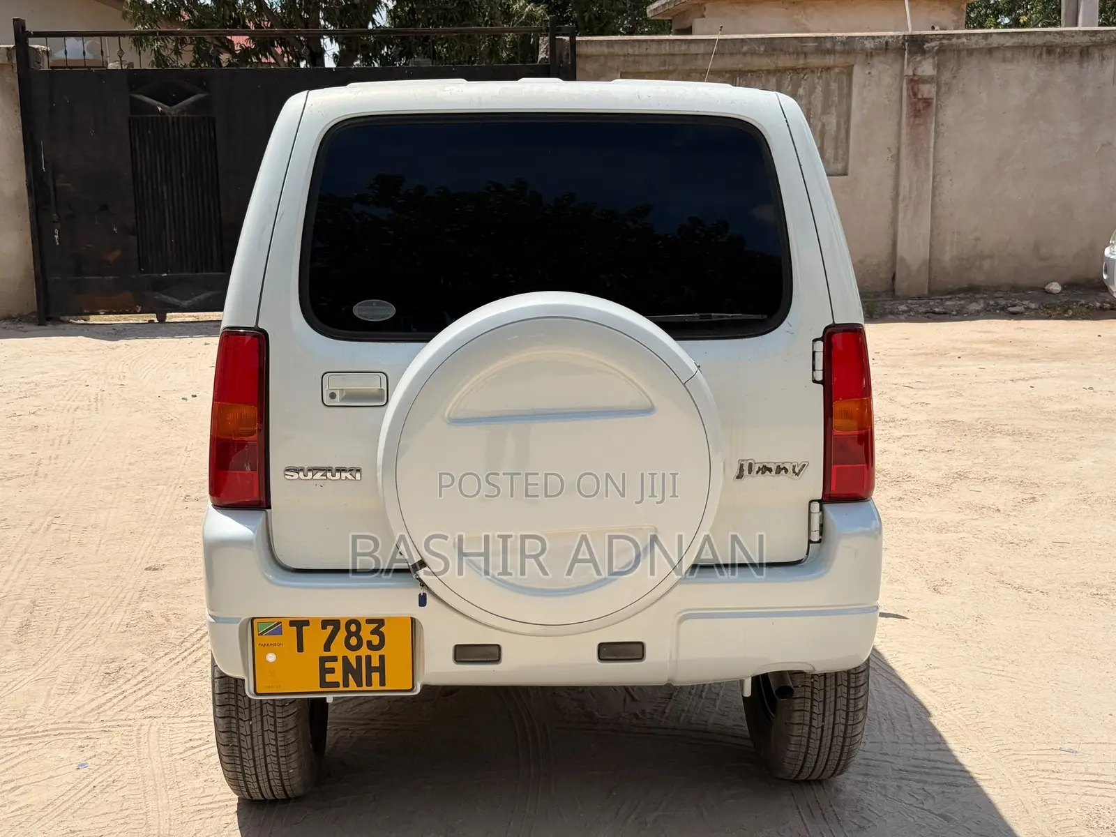Suzuki Jimny 2000 White