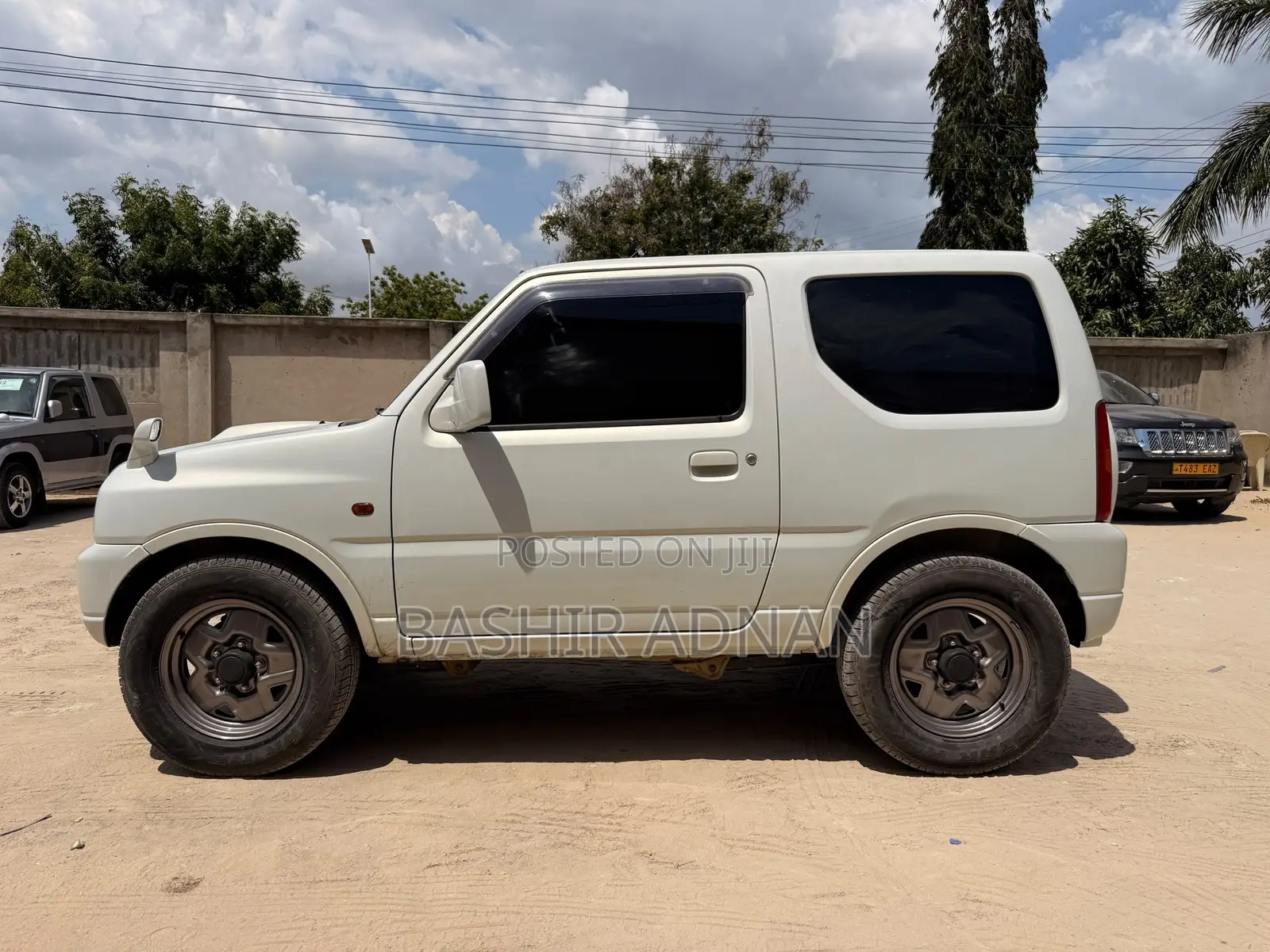 Suzuki Jimny 2000 White