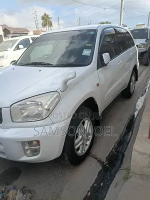 Toyota RAV4 2005 White
